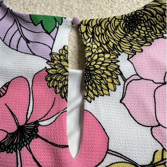 Clover and Sloane: Pastel Floral Dress - Picture 7 of 8